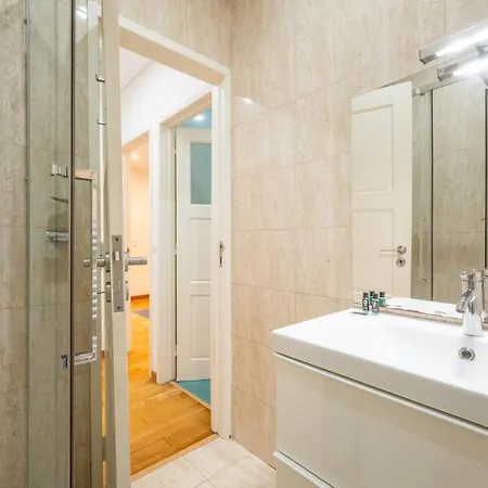 Guestready - A Lovely Refuge Near Jeronimos Daire Lisboa